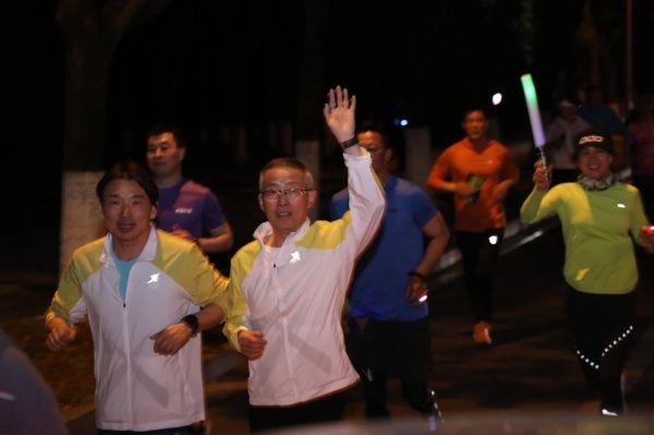 地球一小時 | 遠東控股第三季七彩熒光夜跑圓滿收官